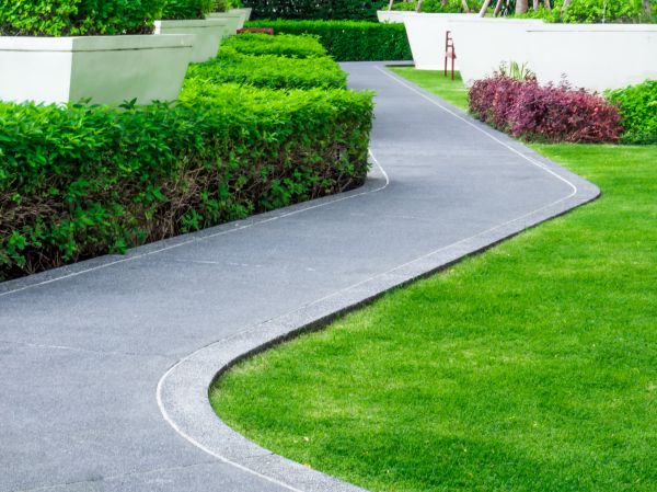 Walkway Curb Installation in Columbia