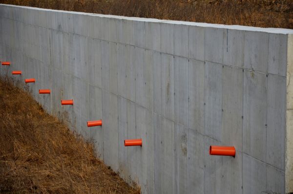 Concrete Wall Installation in Columbia