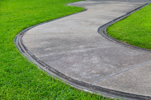 Concrete Sidewalk Construction in Columbia
