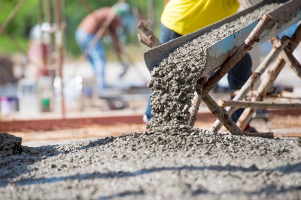 Backyard Concrete Pouring in Columbia