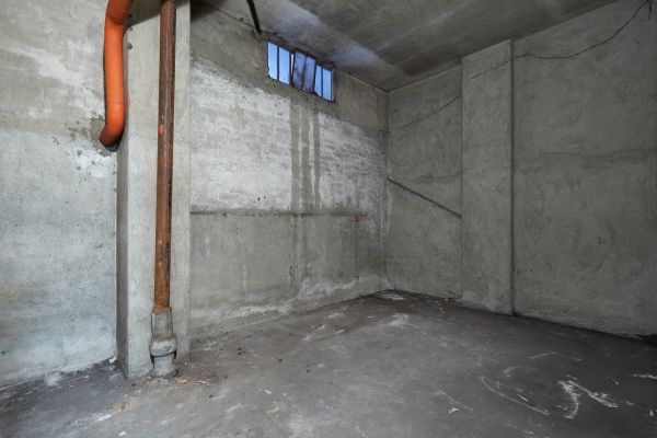 Basement Wall Construction in Columbia