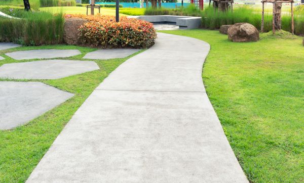 Concrete Sidewalk Installation in Columbia